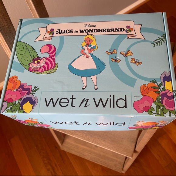 wet n wild Other - wet n wild Alice in Wonderland Makeup Set